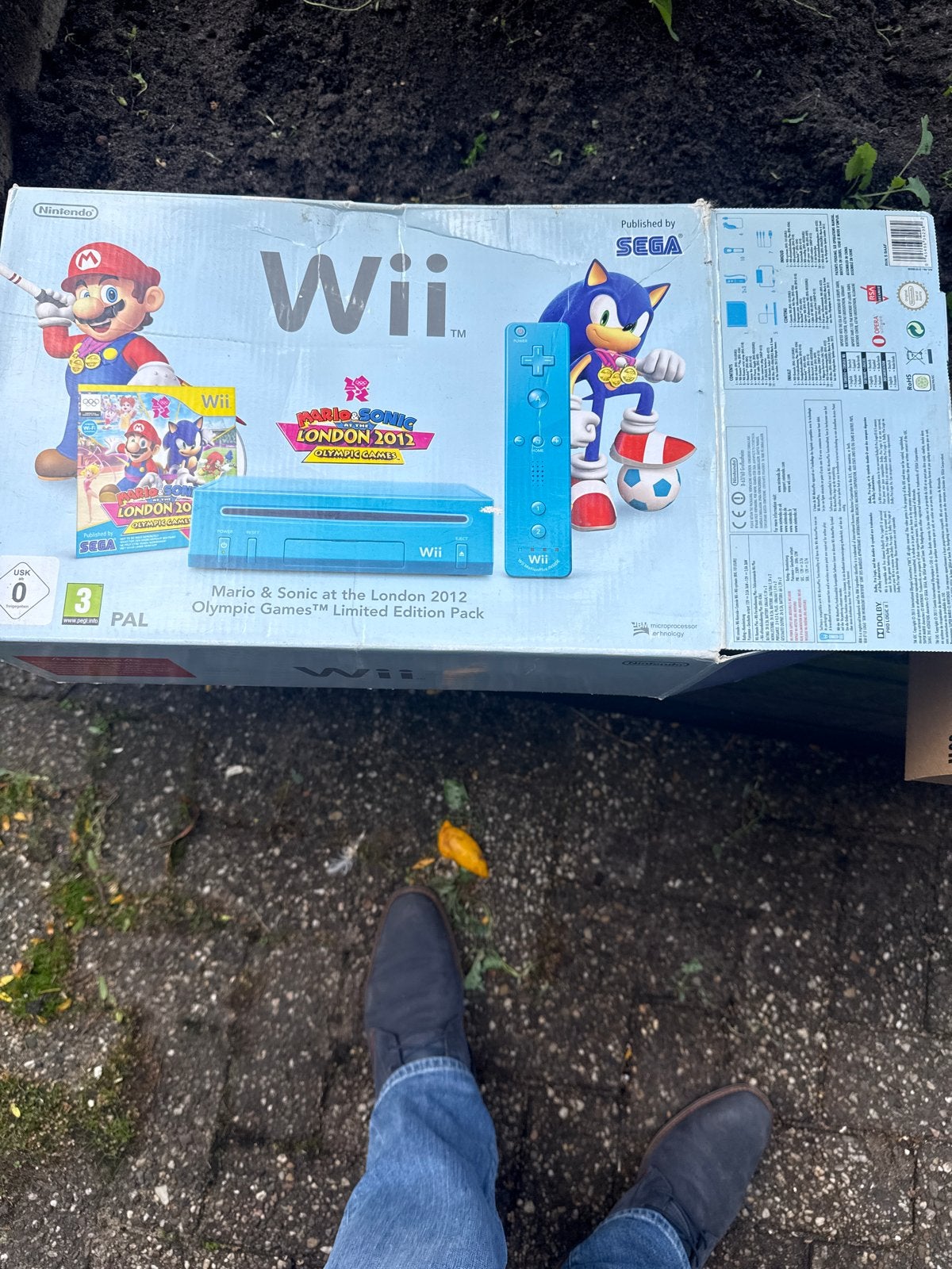 Nintendo Wii Limited Edition Pack - Mario & Sonic, Ophalen of Verzenden, Zo goed als nieuw, Met 2 controllers, Met games