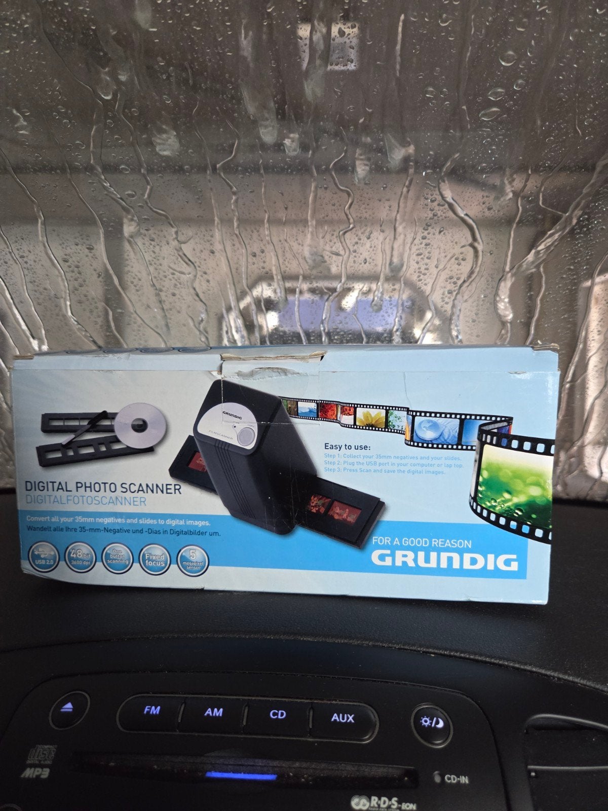 Grundig Digital Photo Scanner - Negatieven & Dia's, Fotoscanner, Ophalen of Verzenden, Zo goed als nieuw, Windows