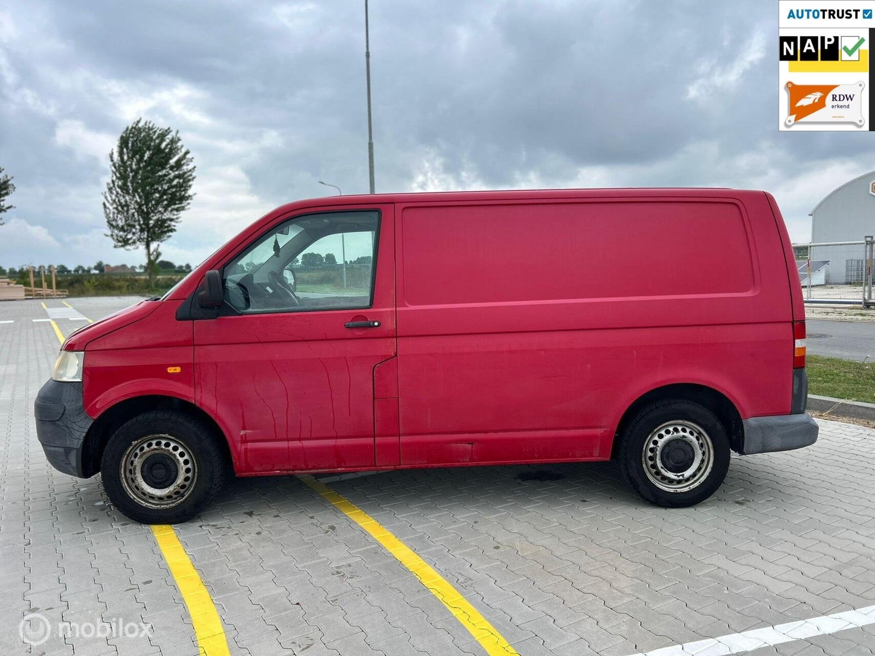 Volkswagen Transporter 2.5 TDI |CARPLAY|CRUISE CONTR.|TREKH., Auto's, Voorwielaandrijving, Gebruikt, Volkswagen, 2500 kg