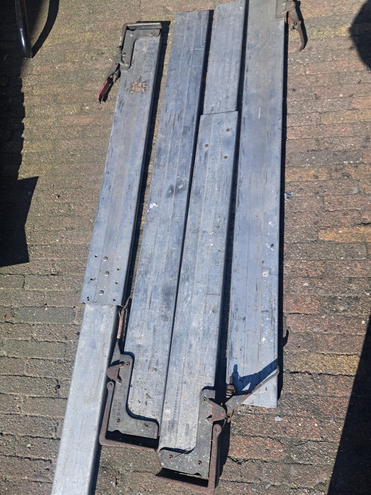 2 Spanplanken, Ophalen, Gebruikt
