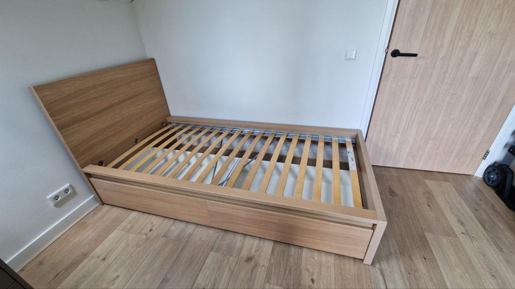 Ikea Malm bed 90x200cm wit gelazuurd eikenfineer, Ophalen, Gebruikt, 90 cm, 200 cm