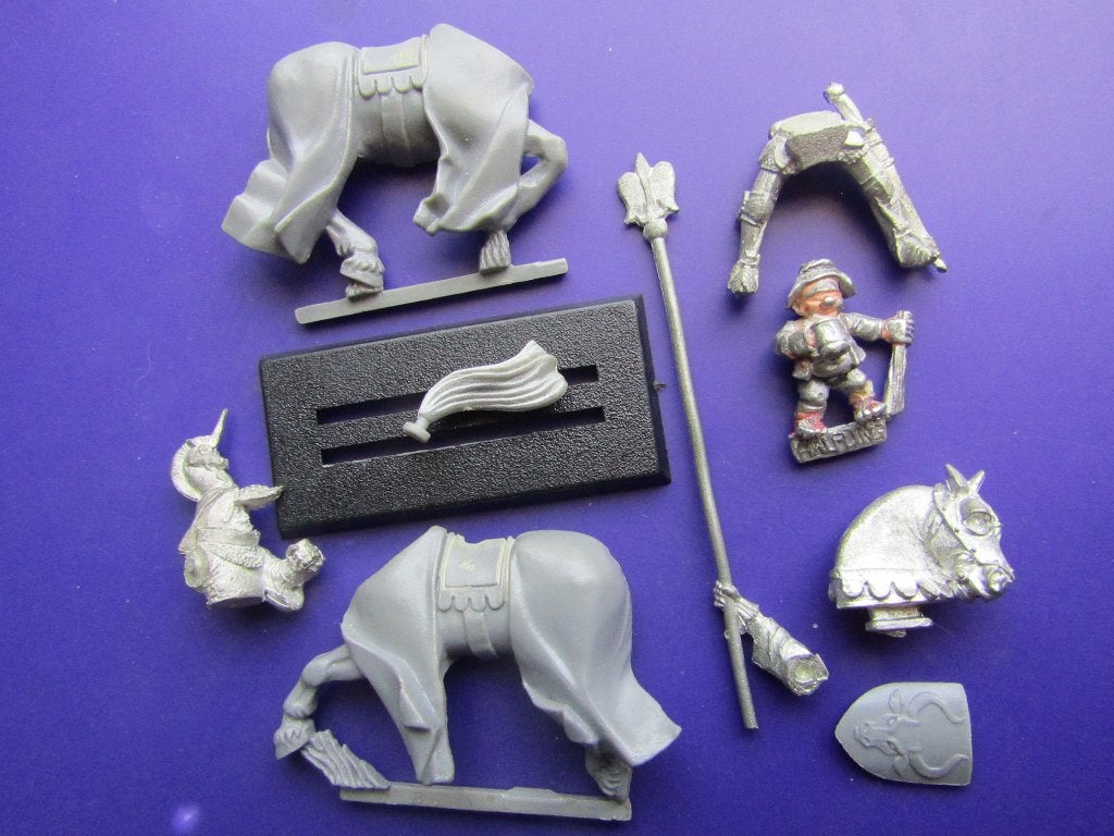 Questing Knight, Hobby en Vrije tijd, Wargaming, Verzenden, Zo goed als nieuw, Warhammer, Figuurtje(s)