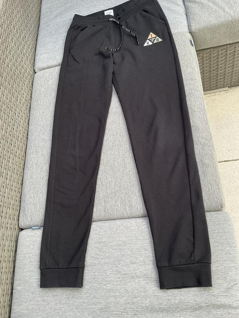Retour joggingbroek zwart Maat 176 (15/16), Ophalen of Verzenden, Zo goed als nieuw, Jongen, Sport- of Zwemkleding