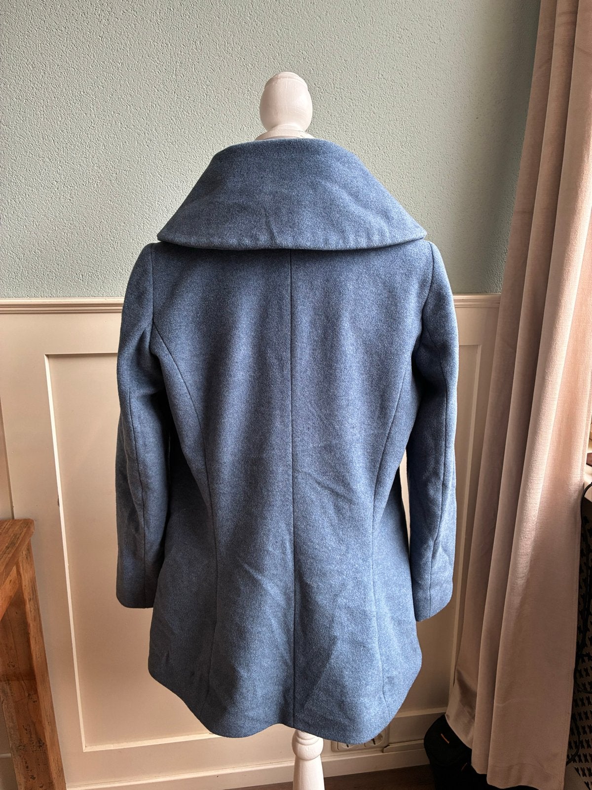 Milo wollen jas met capuchon - Maat 36 (S), Kleding | Dames, Ophalen of Verzenden, Zo goed als nieuw, Maat 36 (S), Blauw