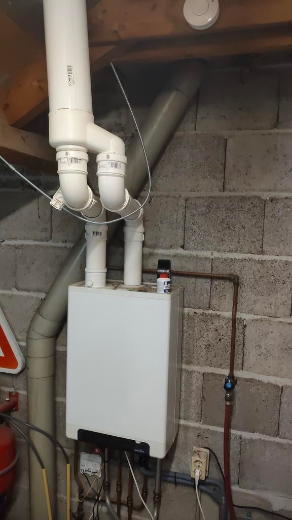 Intergas HRE 28/24, Doe-het-zelf en Verbouw, Verwarming en Radiatoren, Ophalen, 30 tot 80 cm, Gebruikt, Hoog rendement (Hr)