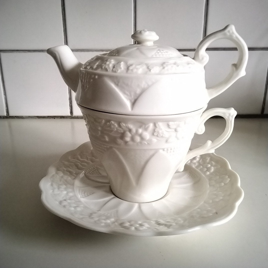 Engelse Meander tea for one, Huis en Inrichting, Ophalen of Verzenden, Zo goed als nieuw, Overige stijlen, Kop(pen) en/of Schotel(s)