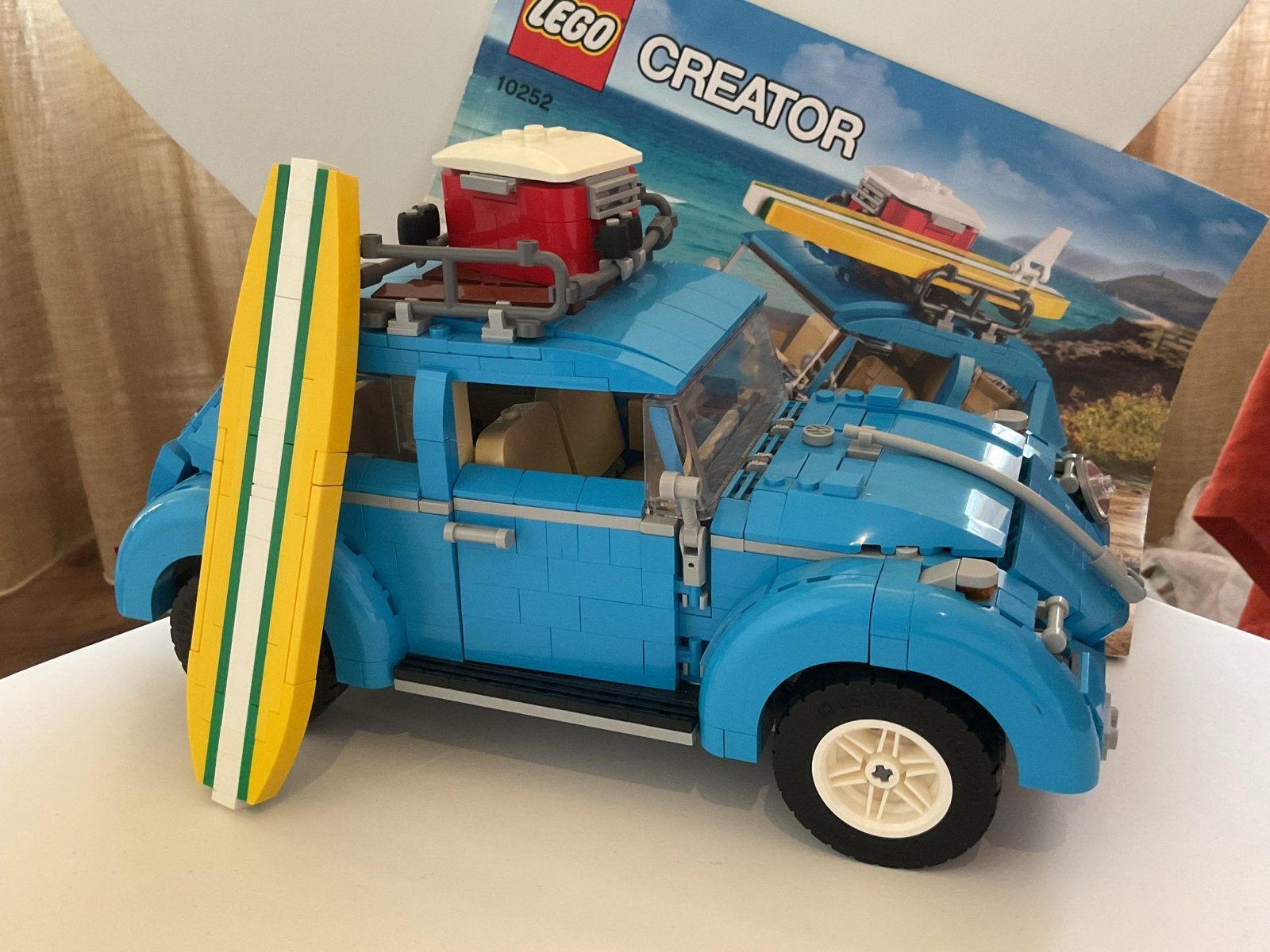 LEGO Creator Volkswagen Kever 10252 met Surfplank