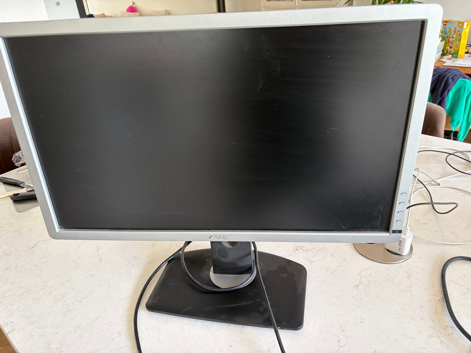 Dell Monitor 19 inch - Ideaal voor thuis of kantoor, Computers en Software, Monitoren, Kantelbaar, Ophalen of Verzenden, VGA, 60 Hz of minder