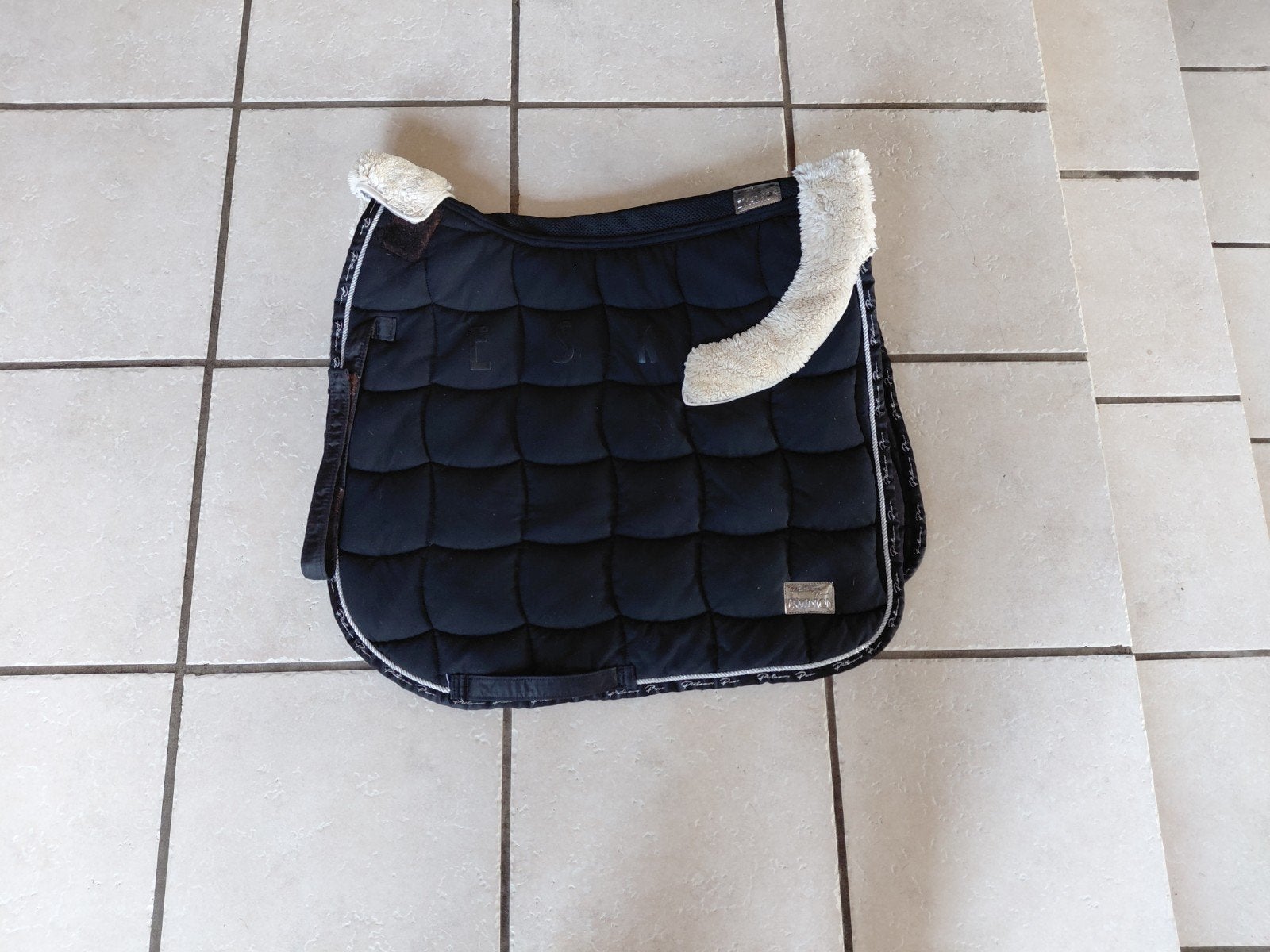 Dressuurdekje maat full, Dieren en Toebehoren, Paarden en Pony's | Dekens en Dekjes, Ophalen of Verzenden, Zwart, Klittenbandsluiting