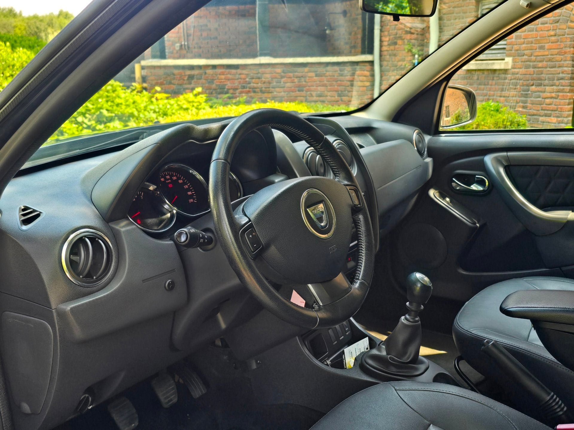 Dacia Duster 1.2 TCe 4x2 Prestige Airco trekhaak, Voorwielaandrijving, Euro 5, 125 pk, Gebruikt
