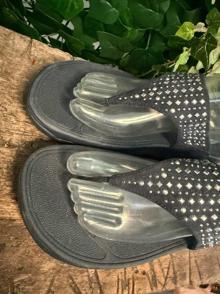 Nieuwe mooie slippers van Fitflop maat 42, Blauw, Nieuw, Ophalen of Verzenden, Fitflop