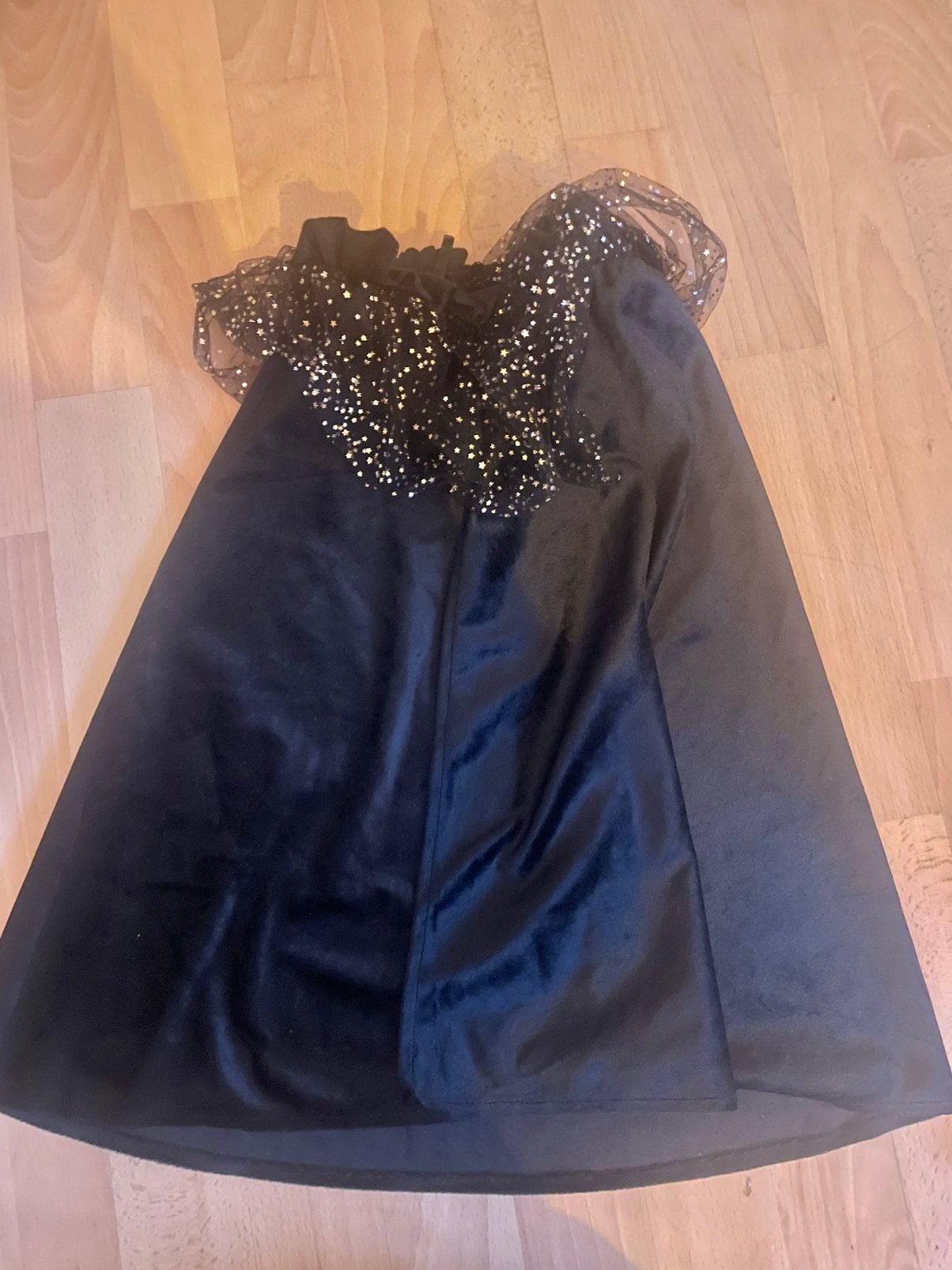 Heks halloween cape, Ophalen, Zo goed als nieuw, Jongen of Meisje