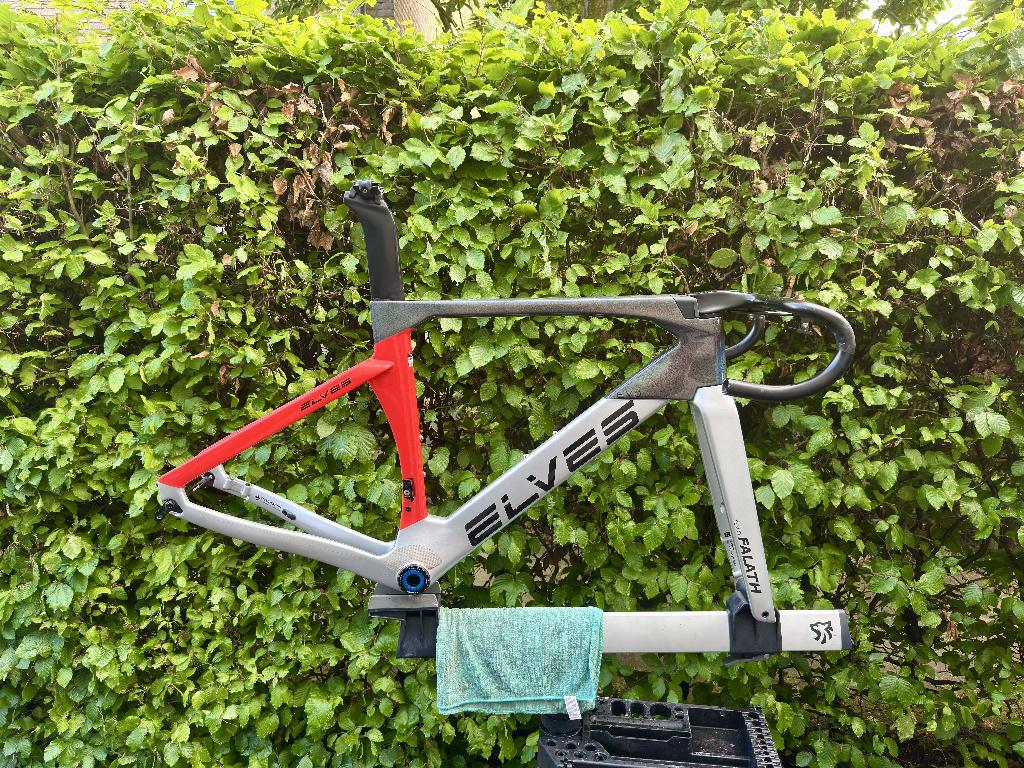 Elves Falath Evo+ frameset, 28 inch, Carbon, 49 tot 53 cm, Meer dan 20 versnellingen