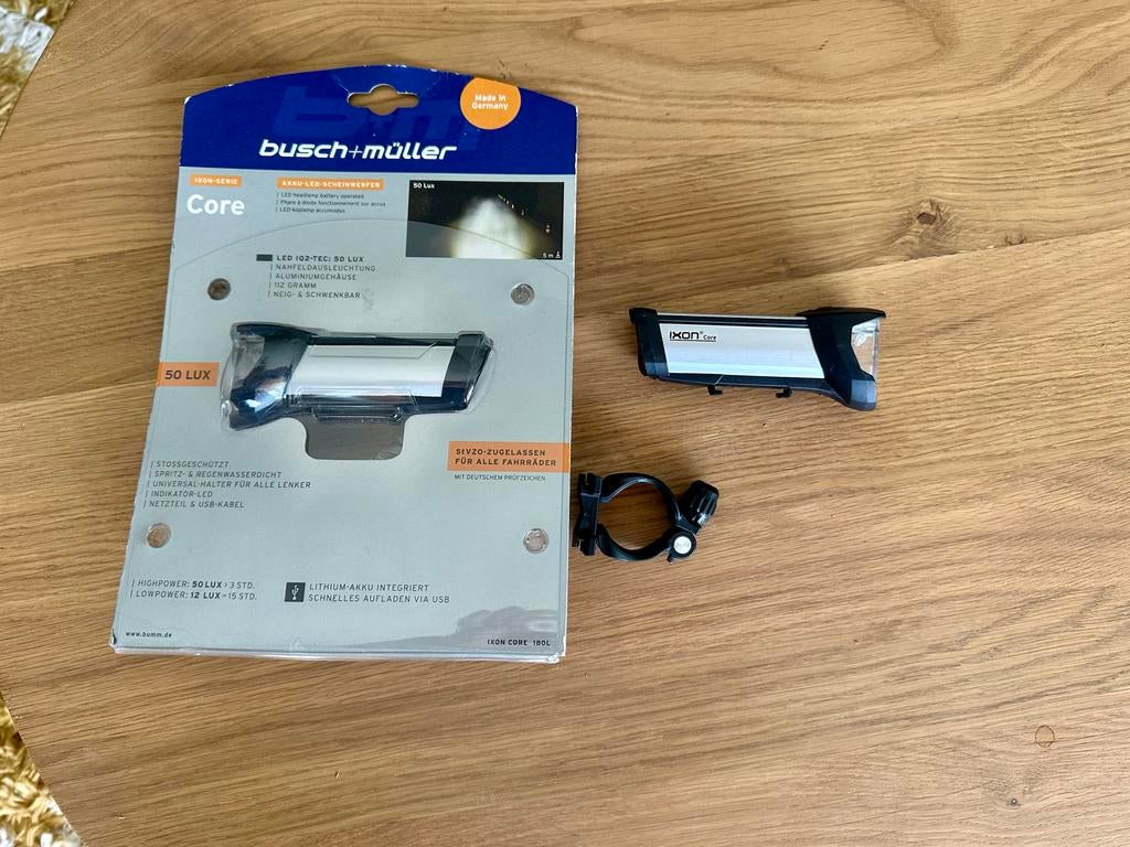 Busch + Muller Core 50 lux fietsverlichting (2 stuks), Fietsen en Brommers, Verlichtingsset, Nieuw, Ophalen of Verzenden, Oplaadbaar