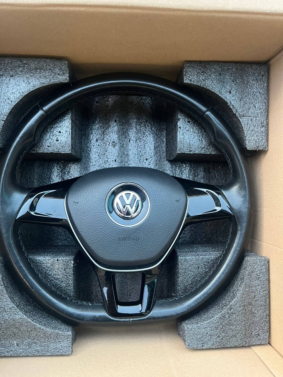 VW Stuurwiel Golf, Polo, Caddy, Passat - Nieuwstaat, Auto-onderdelen, Ophalen of Verzenden, Nieuw, Volkswagen