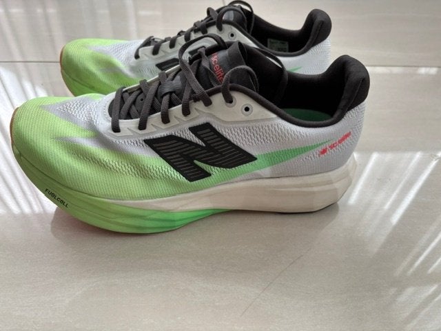 New Balance FuelCell hardloopschoenen, Ophalen of Verzenden, Zo goed als nieuw