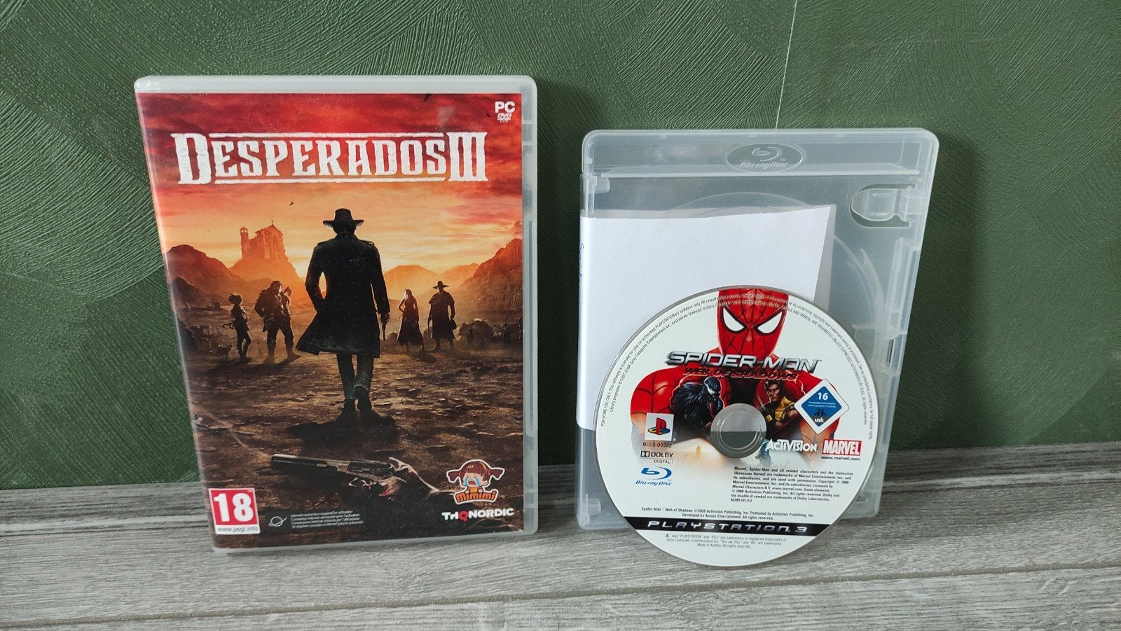 Spiderman web of shadows Ps3 en gratis desperados 3 pc game, Spelcomputers en Games, 3 spelers of meer, Ophalen of Verzenden, Zo goed als nieuw