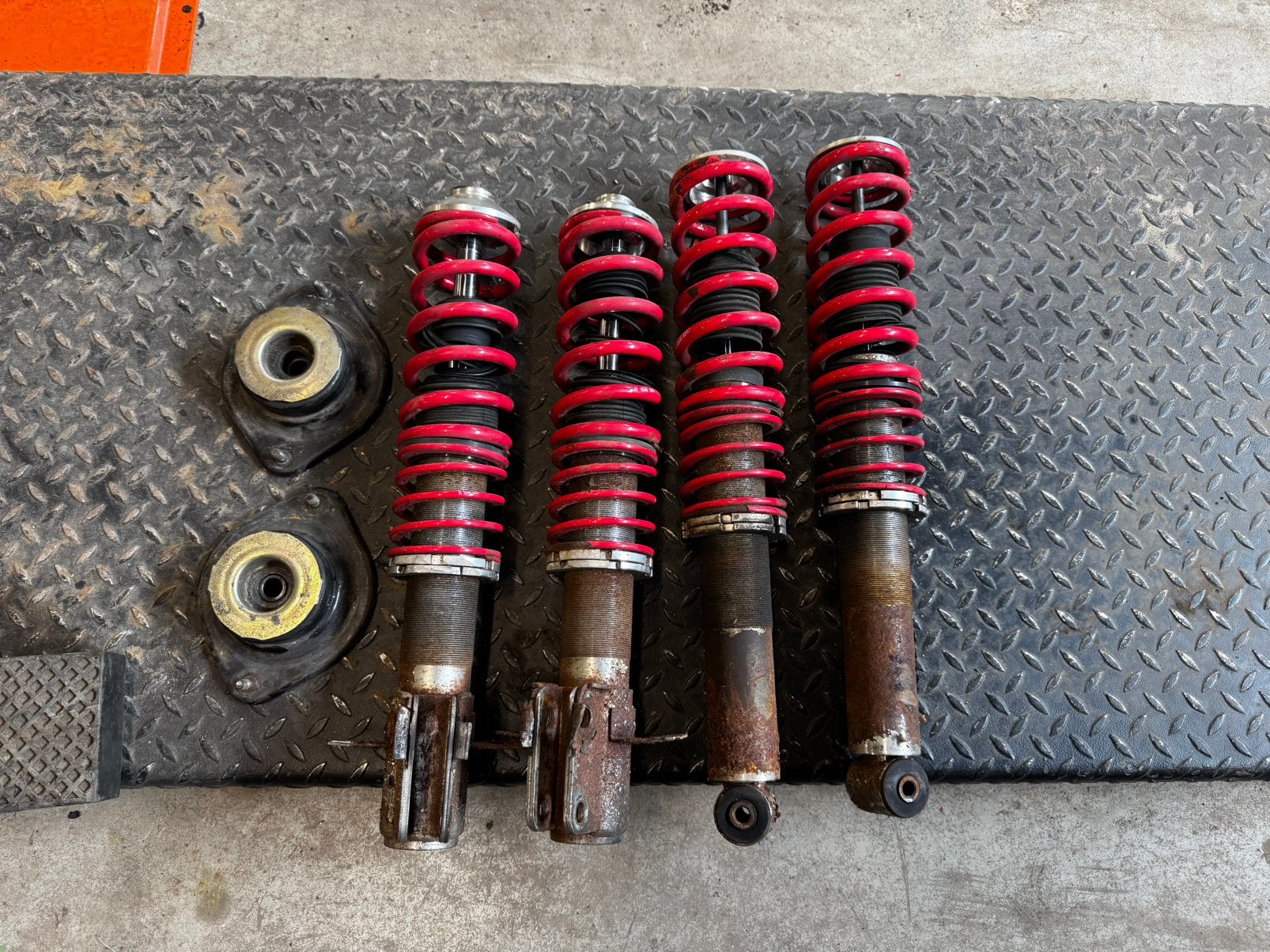 Schroefset vering Golf 1, Ophalen of Verzenden