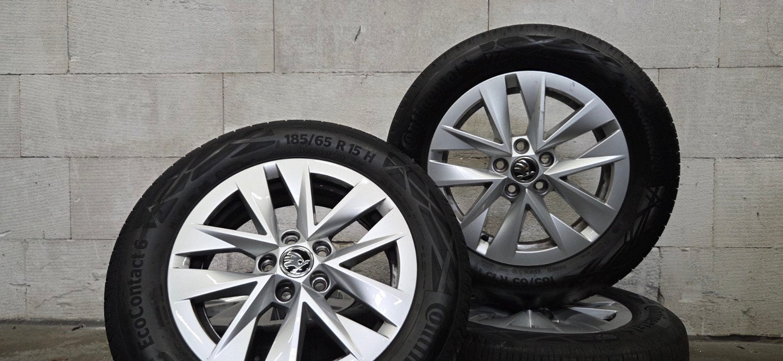 15" Skoda Fabia originele velgen Continental zomerbanden, Gebruikt, 15 inch, Banden en Velgen, C