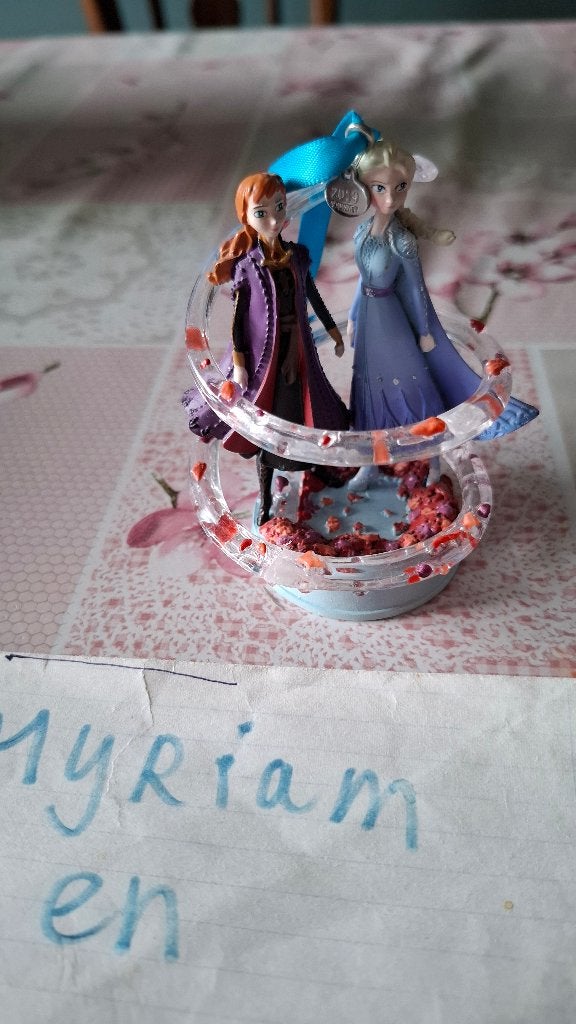 Disney Frozen 2 Anna en Elsa ornament, Ophalen of Verzenden, Overige figuren, Zo goed als nieuw, Beeldje of Figuurtje