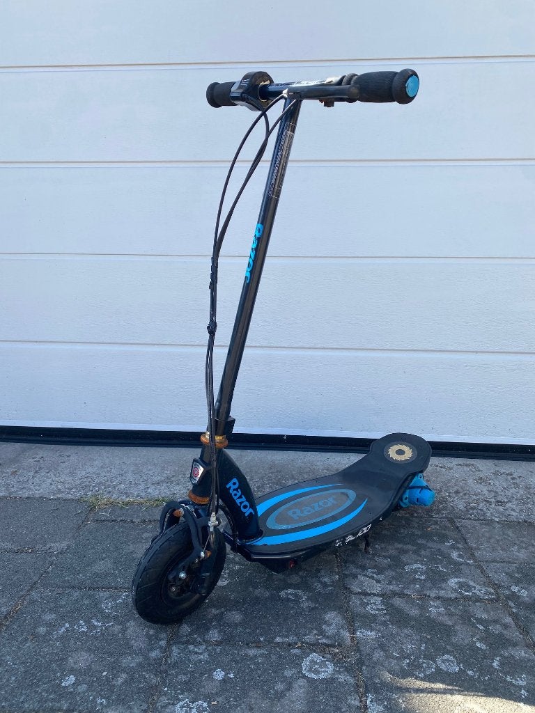 Razor Power Core E100 elektrische step Defect 30,-, Ophalen, Gebruikt, Elektrische step (E-scooter), Razor Power Core E100