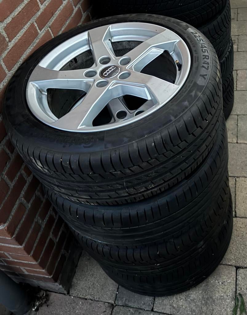 4 Audi A3 velgen met goede banden 17 inch, Ophalen