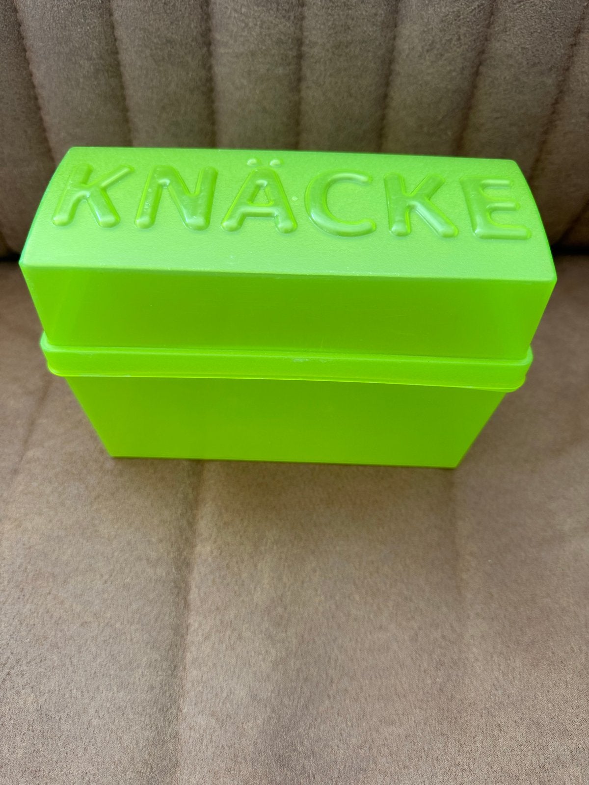 cracker doos, Kunststof, Ophalen of Verzenden, Zo goed als nieuw, Groen