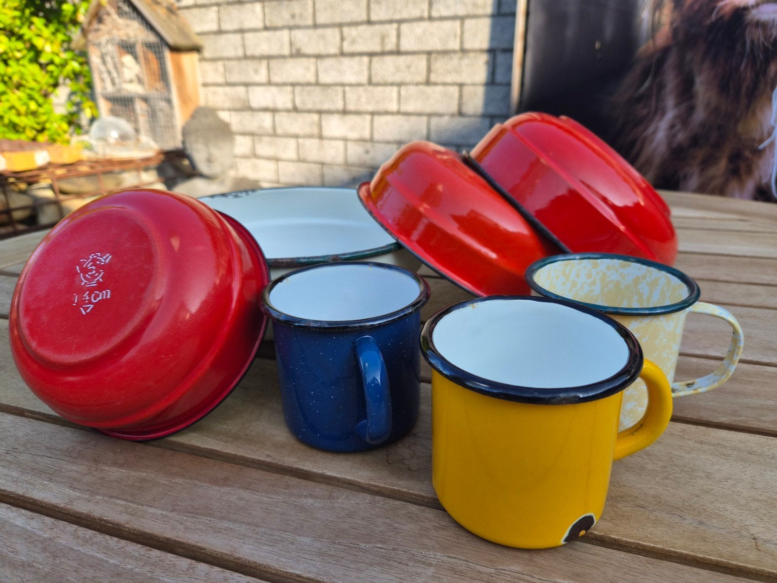 Emaille mokken en schaaltjes - Brocante set, Antiek en Kunst, Antiek | Emaille, Ophalen of Verzenden