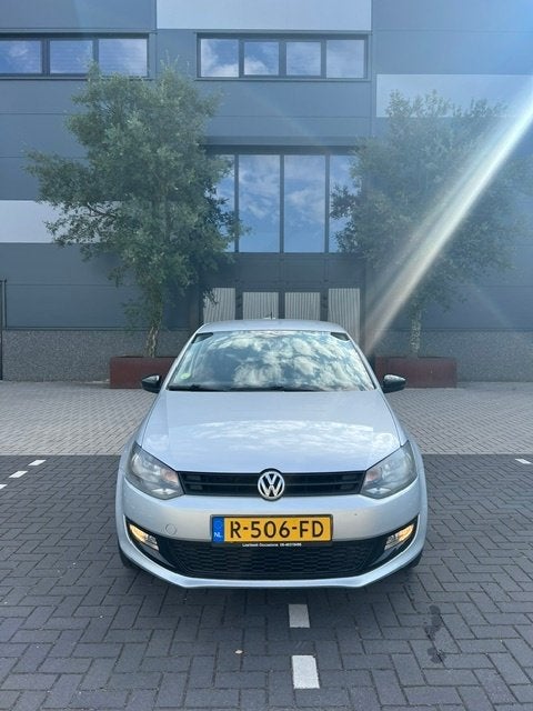 Volkswagen Polo 1.2 51kW Comfortline | Airco | Apple CarPlay, Voorwielaandrijving, Euro 5, 40 €/maand, Zwart