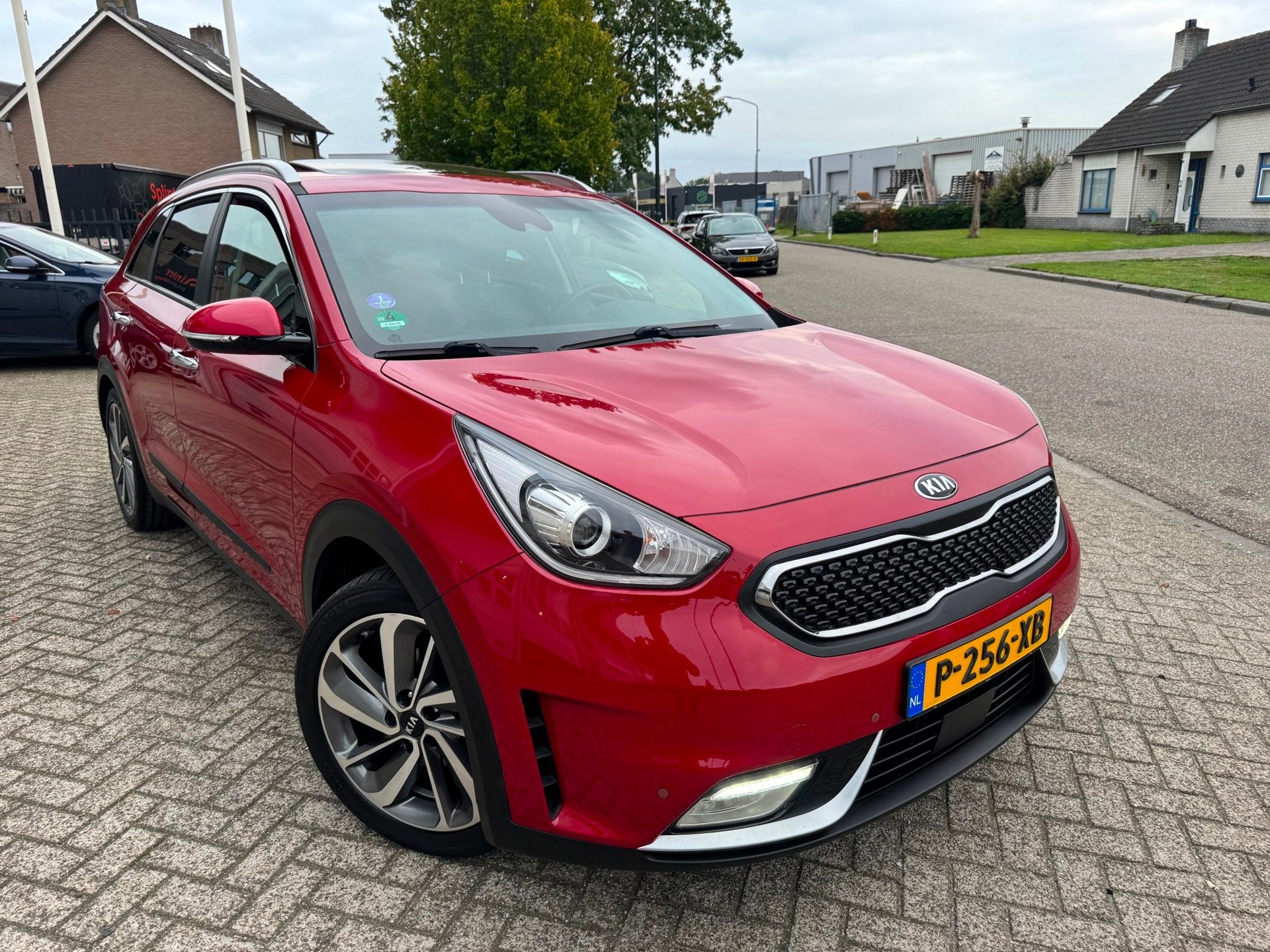 Kia Niro 1.6 GDi Hybrid ExecutiveLine Schuifdak,Trekhaak, Auto's, Gebruikt, Euro 6, 23 km/l, Leder