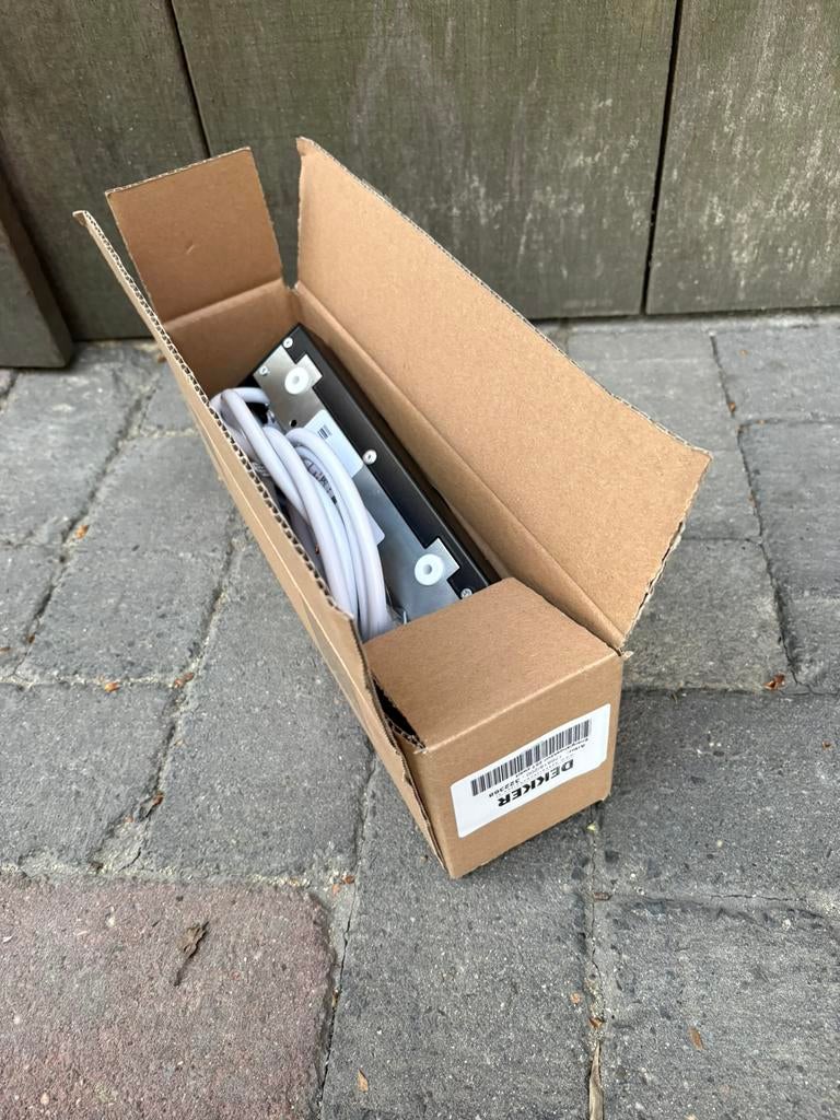 Nieuwe ST 3081/200 Thebo, P, P, P, Nieuw