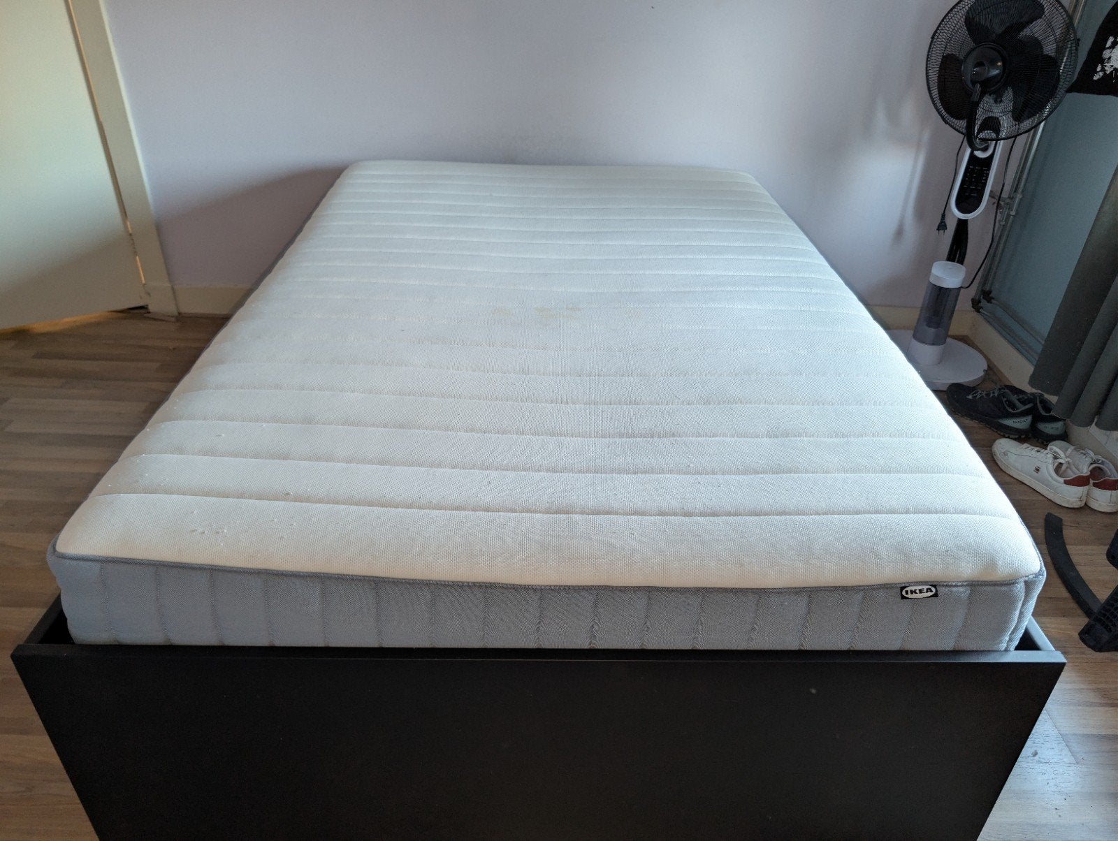 IKEA Brimnes bed 140x200 met lades, lattenbodems en matras, Ophalen, Gebruikt, Zwart, Tweepersoons