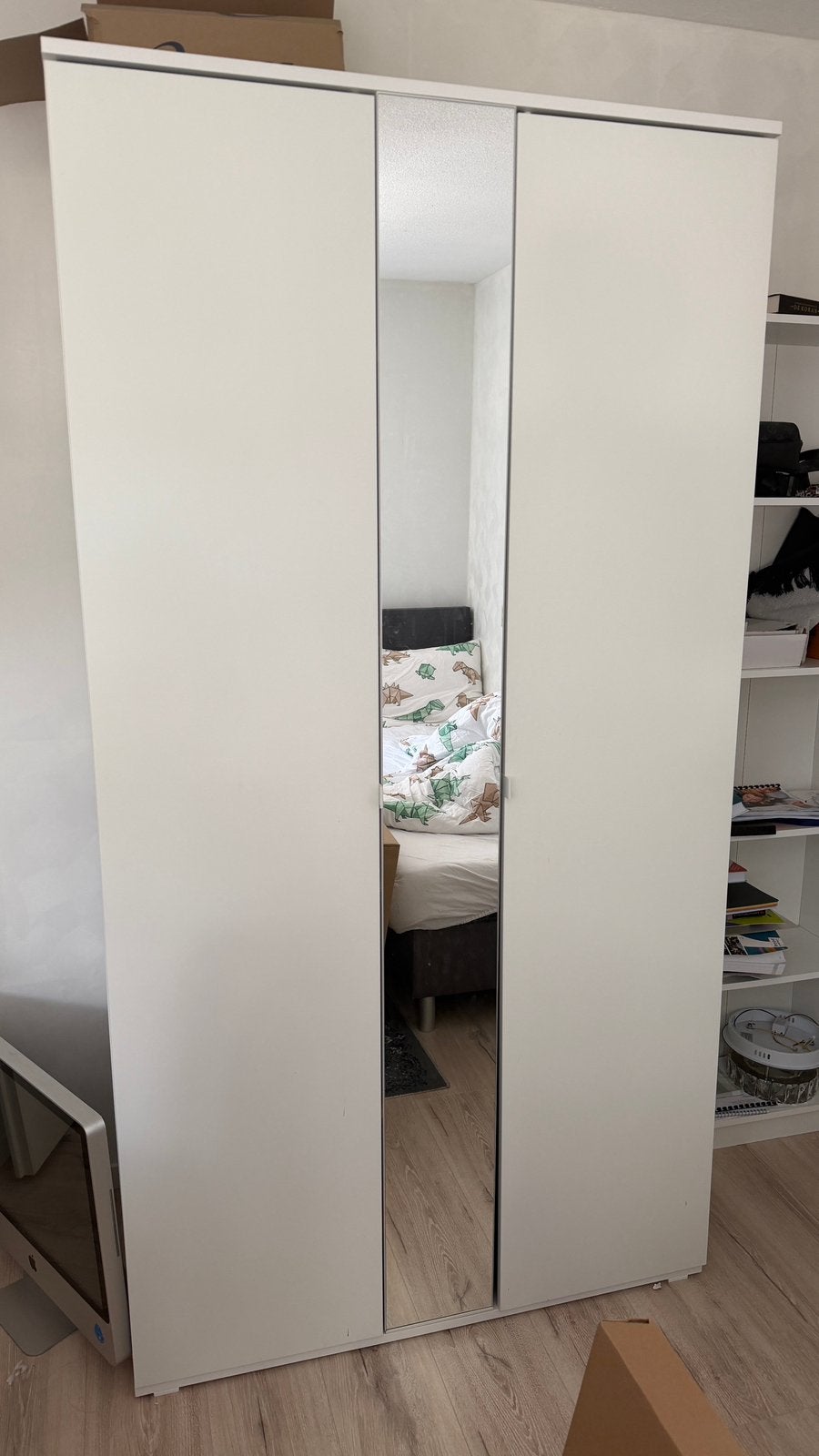 IKEA VIHALS Kast 105x57x200 cm, Ophalen, Zo goed als nieuw, 25 tot 50 cm