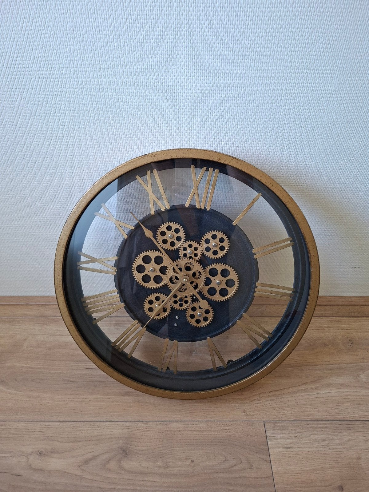klok met bewegende tandwielen, Huis en Inrichting, Ophalen, Zo goed als nieuw, Wandklok