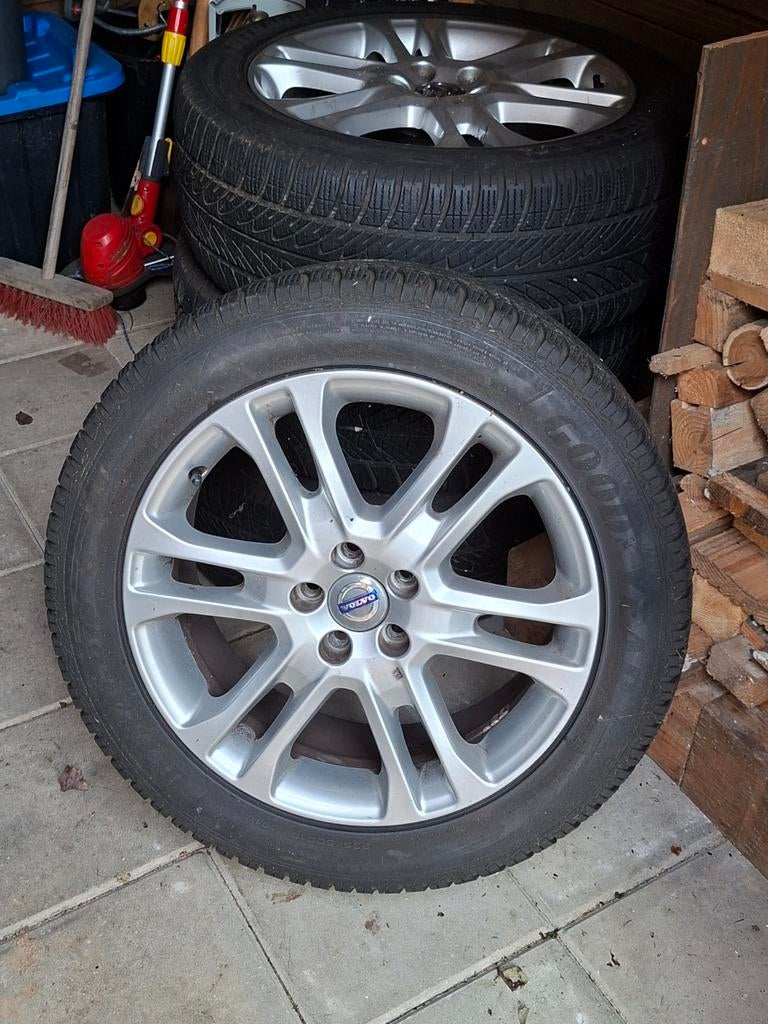 Winterbandenset Volvo V70 & XC70 - 18 inch LM velg, Ophalen