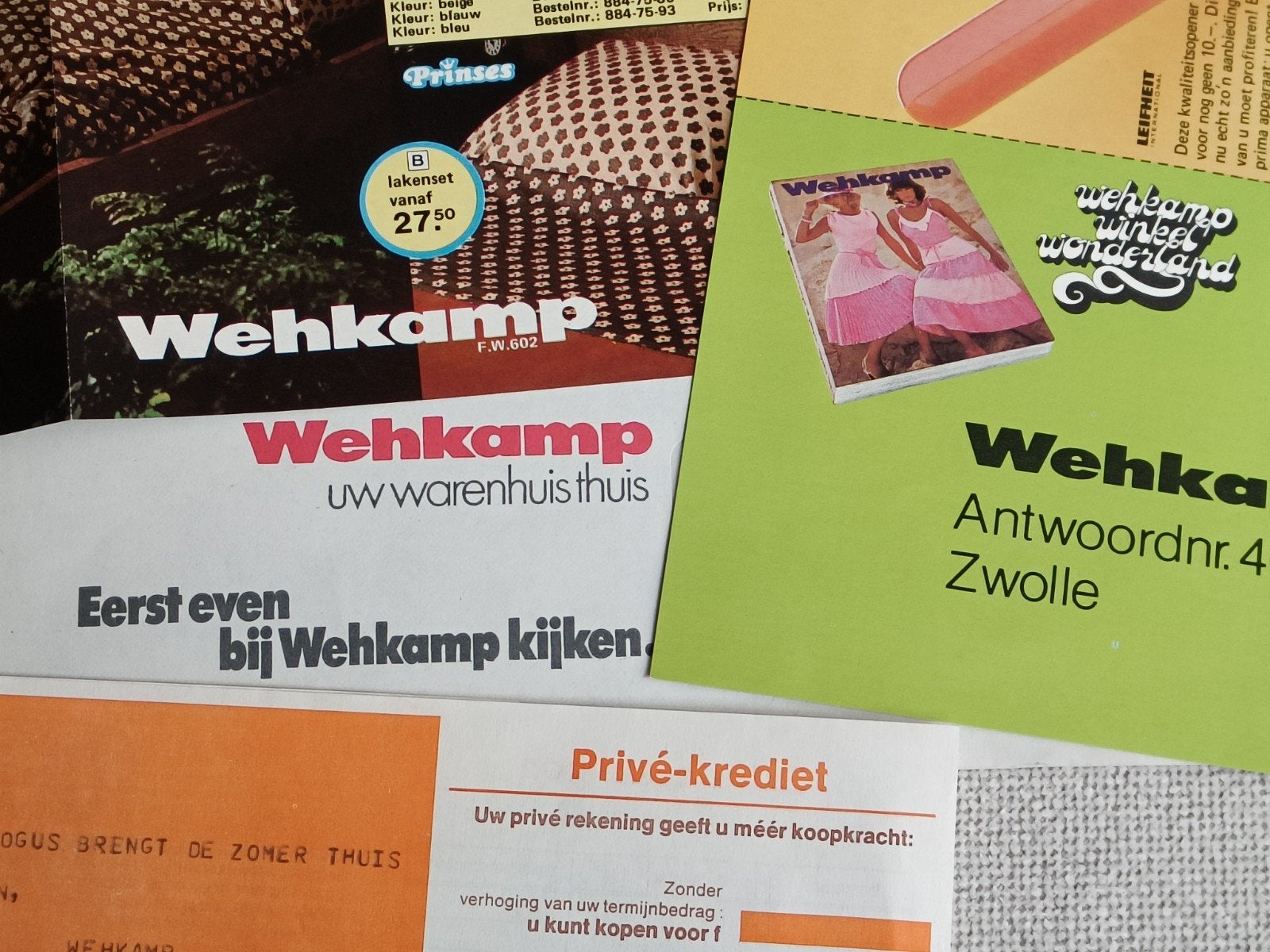 1978, FOLDERS WEHKAMP + REKENING OVERZICHT INWONER UDEN, Ophalen of Verzenden, Gelezen