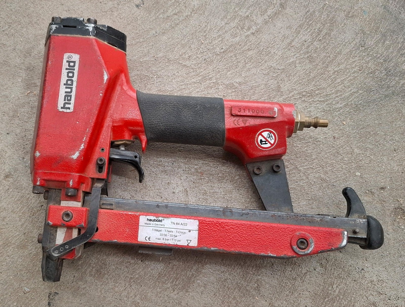 Haubold TN 64 A/22 tacker ( Festool ), Ophalen