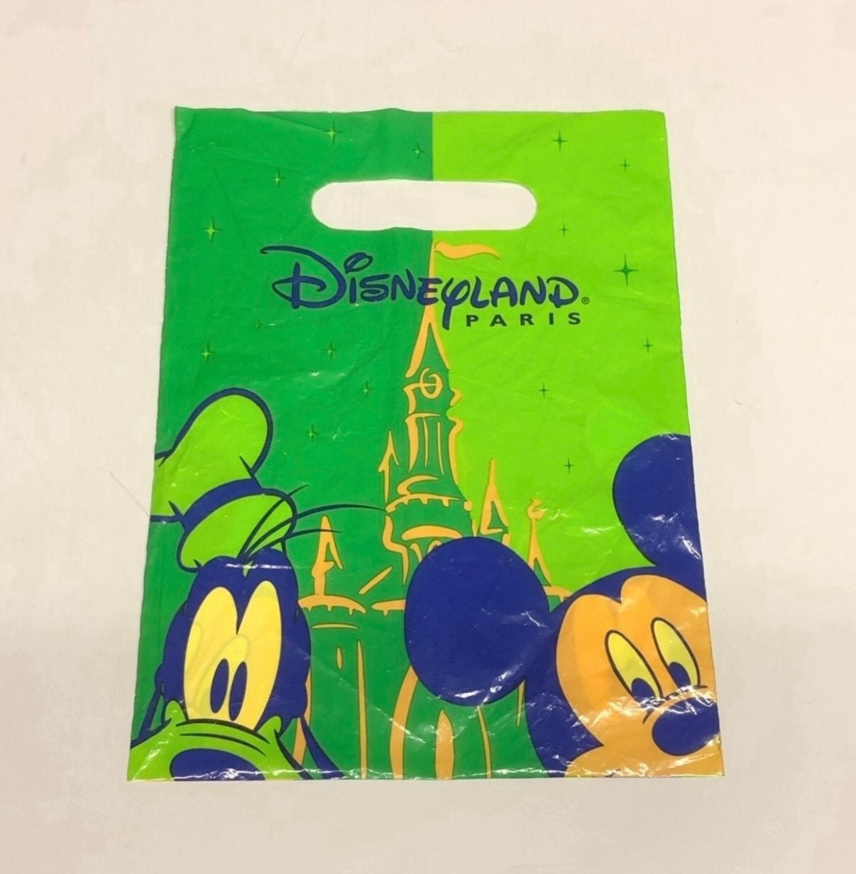 DISNEYLAND PARIS PLASTIC TASJE, Ophalen of Verzenden, Overige figuren, Gebruikt, Tas, Koffer of Zak