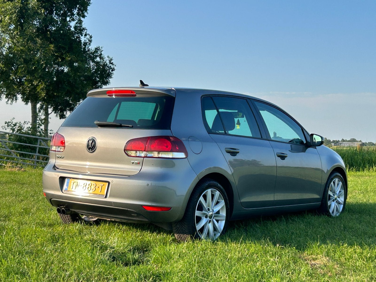 Volkswagen Golf 1.4 TSI 90KW DSG 2009 Grijs, Auto's, 4 cilinders, 122 pk, 650 kg, 1216 kg