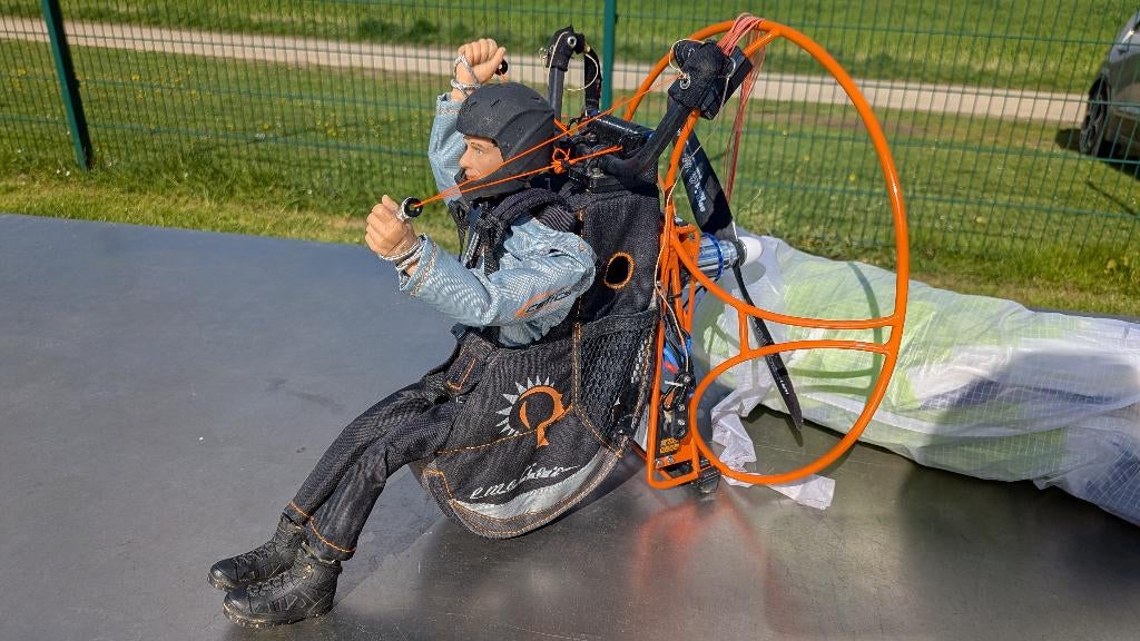 Chinook + Peer L  Paramotor, Ophalen of Verzenden, Zo goed als nieuw, Paramotor, Gemotoriseerd