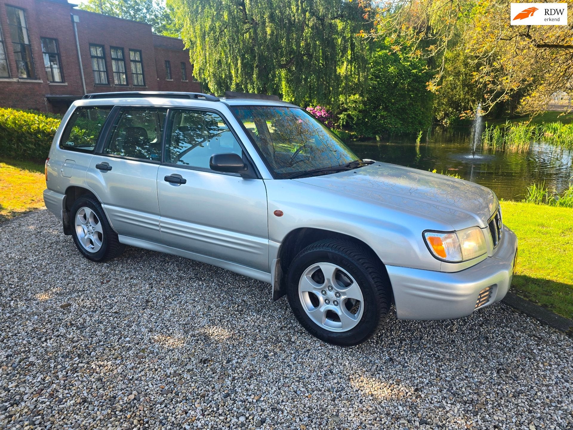 Subaru FORESTER 2.5 automaat Airco trekhaak Amerikaanse uitv, Gebruikt, Leder, Forester, 1470 kg