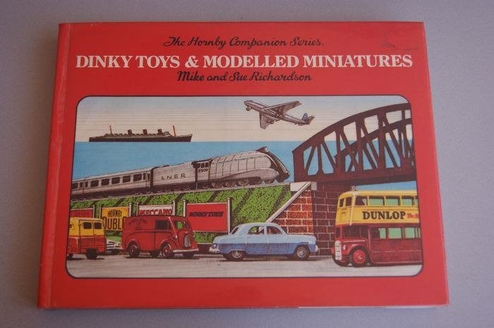 "Dinky Toys & Modelled Miniatures", Ophalen of Verzenden, Zo goed als nieuw, Auto, Dinky Toys