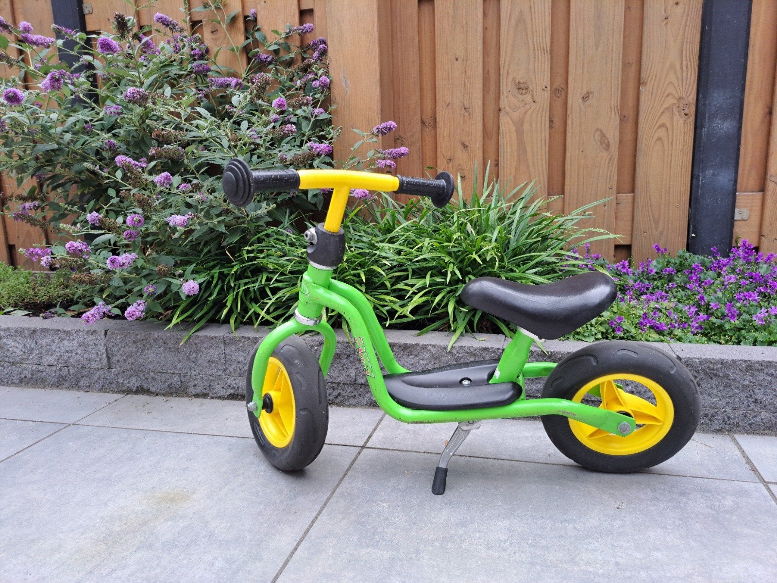 Puky loopfiets met standaard, groen/geel, vanaf 2 jaar, Kinderen en Baby's, Speelgoed | Buiten | Voertuigen en Loopfietsen, Ophalen