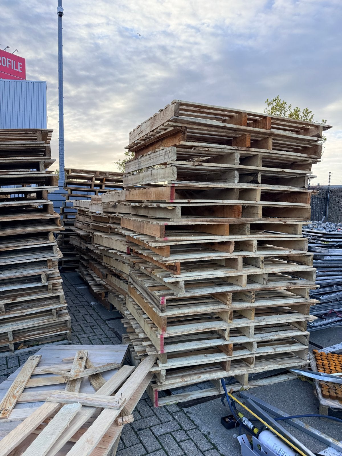 Pallets - 156x111x15 cm, Ophalen, Gebruikt, Minder dan 25 mm, Pallet