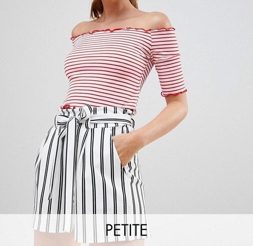 Red striped off shoulder top (boohoo), Boohoo, Nieuw, Ophalen of Verzenden, Korte mouw