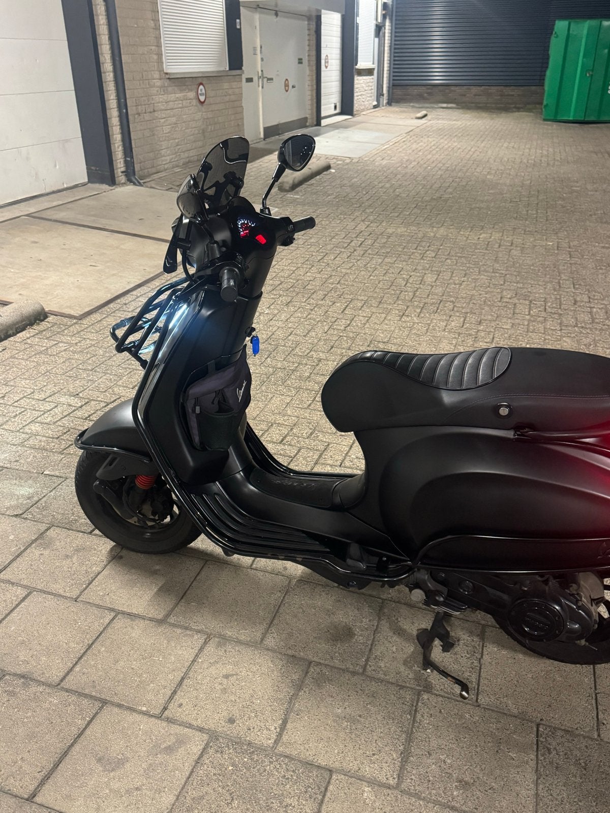 Vespa Sprint IGET 2019 Notte Mat Zwart, Fietsen en Brommers, Ophalen of Verzenden, Gebruikt, Benzine, Vespa