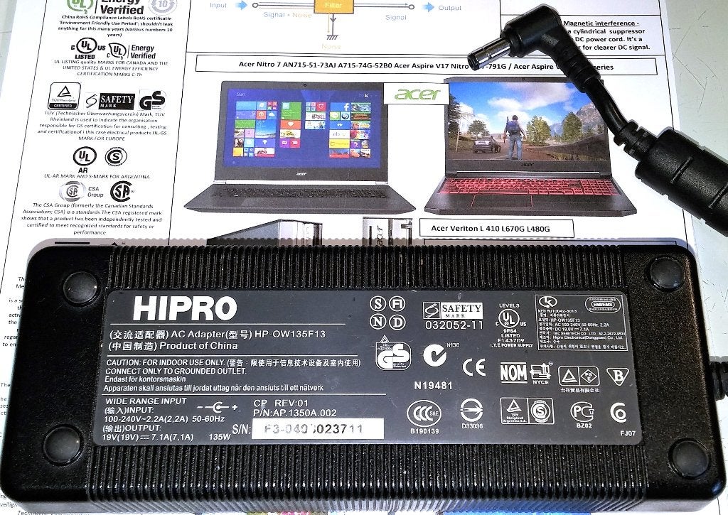 Hipro HP-OW135F13 Acer Asus Adapter 19V 7.11A 135W Oplader, Ophalen of Verzenden, Zo goed als nieuw, Acer