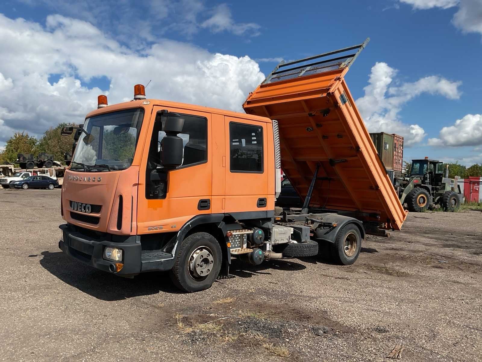 Iveco Eurocargo M812 Vrachtwagen, Auto's, Vrachtwagens, Iveco, Overige brandstoffen, Bedrijf, Te koop