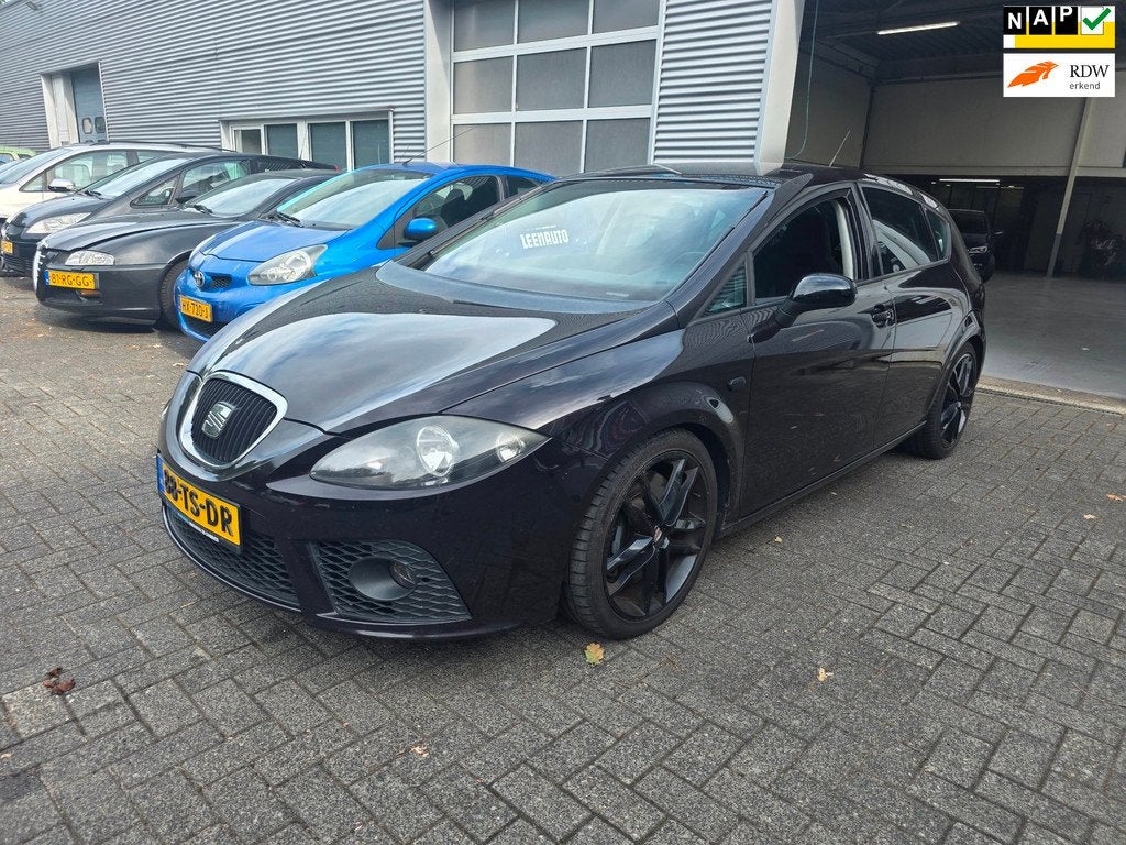 Seat Leon 2.0 TFSI Cupra 300pk+, Auto's, Seat, Voorwielaandrijving, Stof, Gebruikt, Zwart