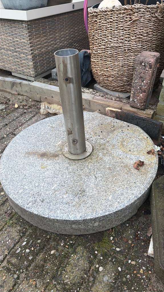 Parasolvoet steen, Ophalen of Verzenden, Zo goed als nieuw, Minder dan 1 meter, Parasolvoet